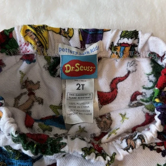 🎄 The Grinch Pajamas 🎄 - Picture 12 of 12